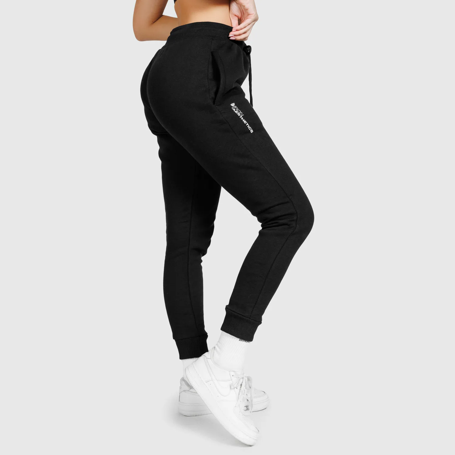Női sportos melegítőnadrág Iron Aesthetics Comfy, fekete-1
