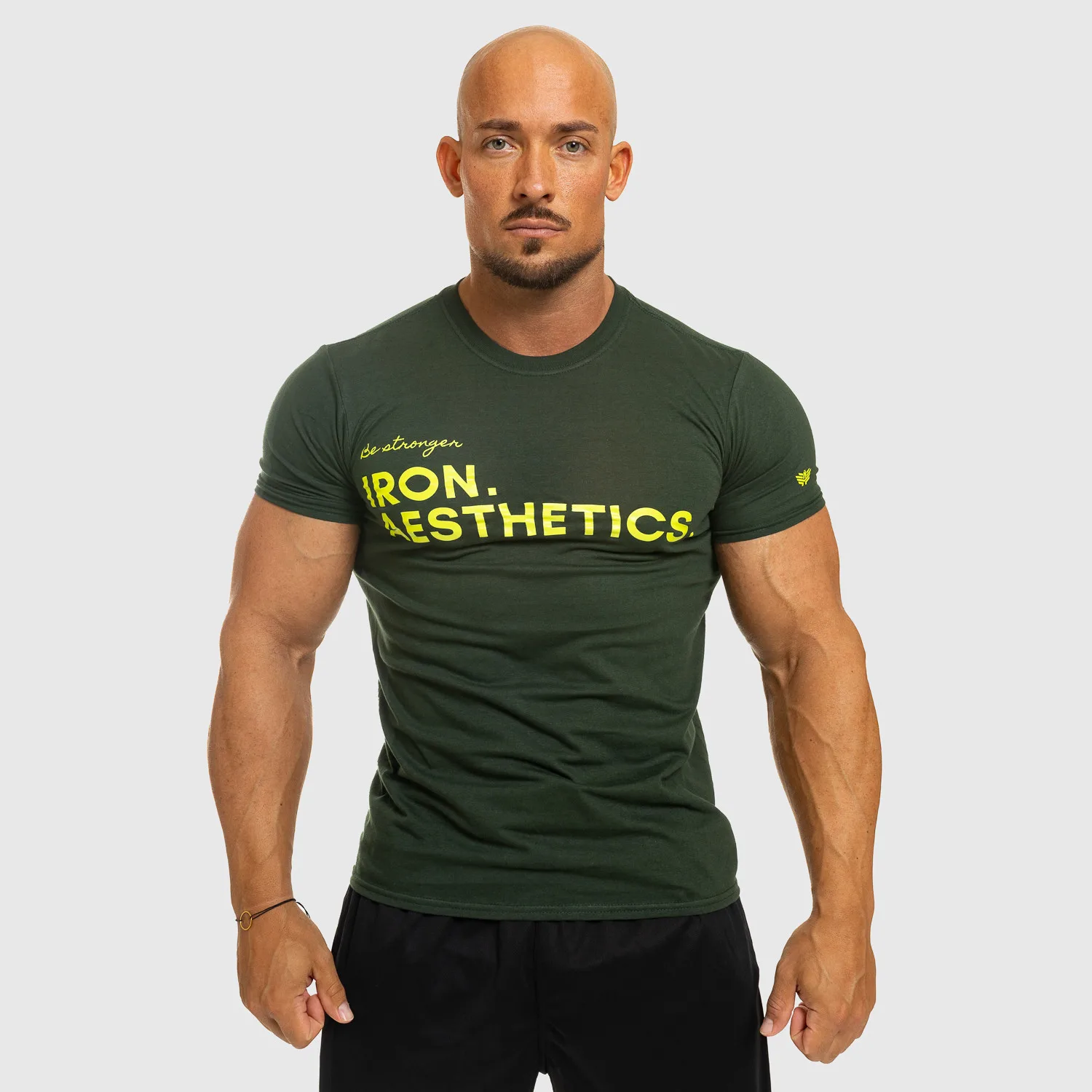 Férfi fitness póló Iron Aesthetics Be Stronger, zöld-1