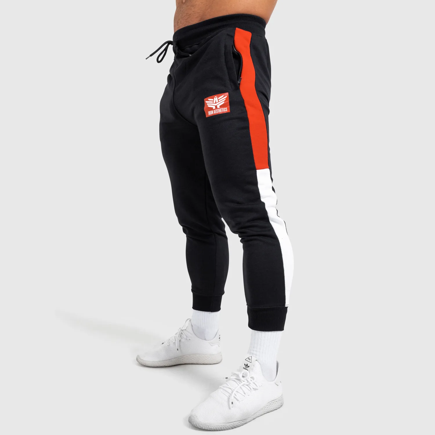 Jogger melegítőnadrág Iron Aesthetics Tricolora, fekete-1