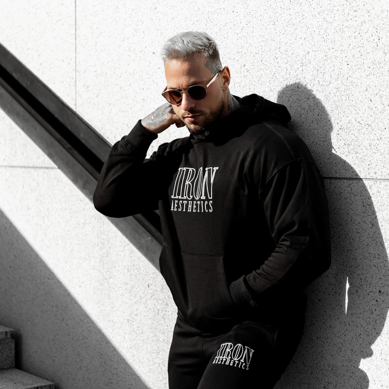 Férfi pulóver Iron Aesthetics Swaggie, fekete-1